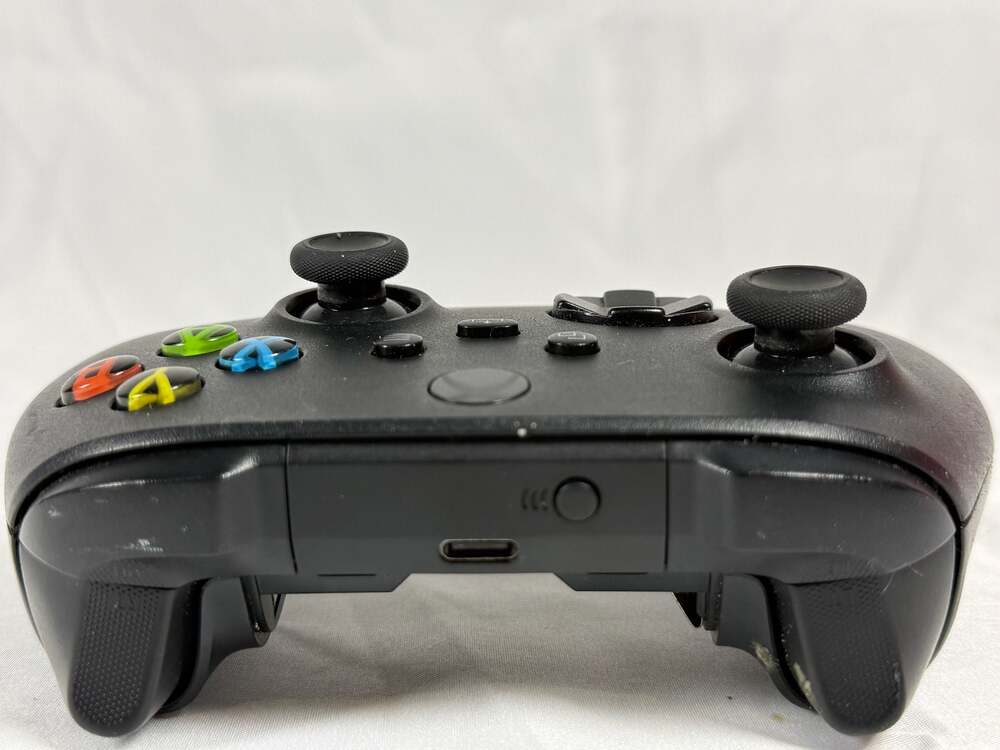 Xbox Wireless Controller - Picture 3 of 5